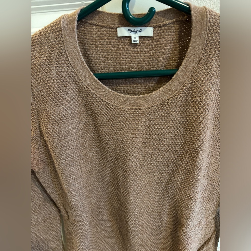 Madewell crewneck sweater. In great condition!
